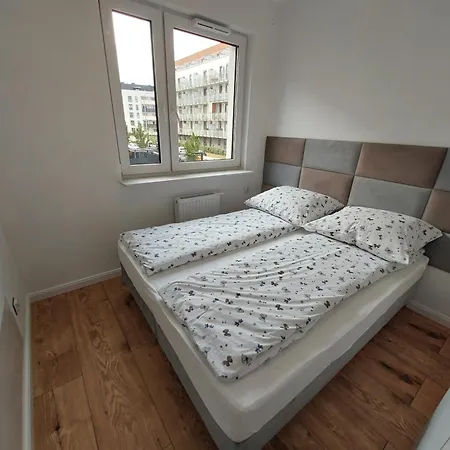 Posnania Parking Samodzielne Zameldowanie 24h * Poznań