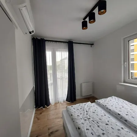 Posnania Parking Samodzielne Zameldowanie 24h *