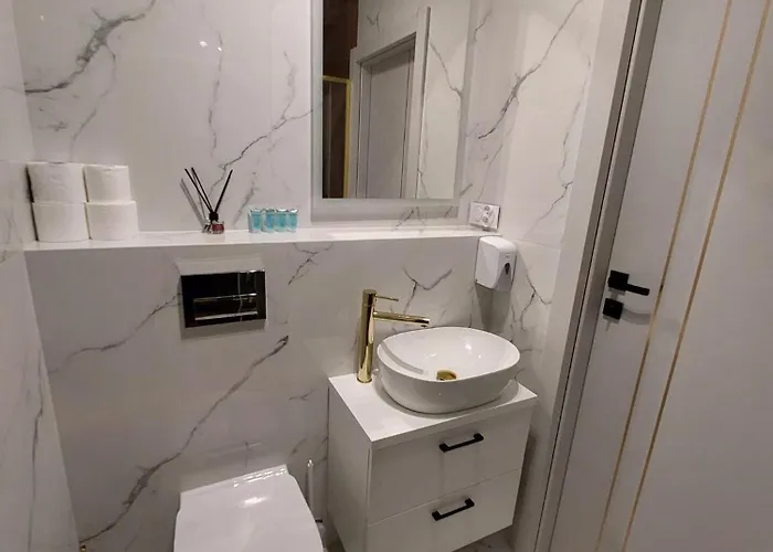 Posnania Parking Samodzielne Zameldowanie 24h Lägenhet *