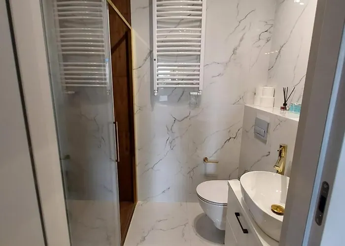 Posnania Parking Samodzielne Zameldowanie 24h