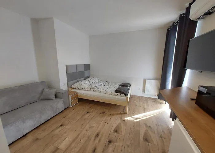 Posnania Parking Samodzielne Zameldowanie 24h * Poznań