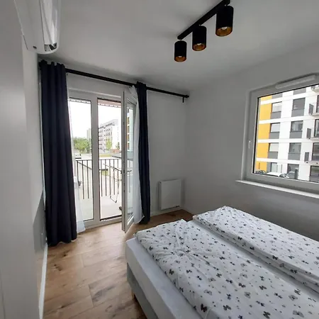 Posnania Parking Samodzielne Zameldowanie 24h * Познань